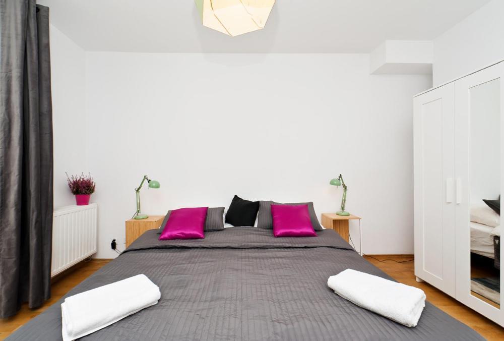 קרקוב Cozy & Big Rooms In Old Town מראה חיצוני תמונה