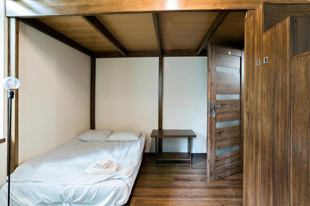 קרקוב Cozy & Big Rooms In Old Town מראה חיצוני תמונה